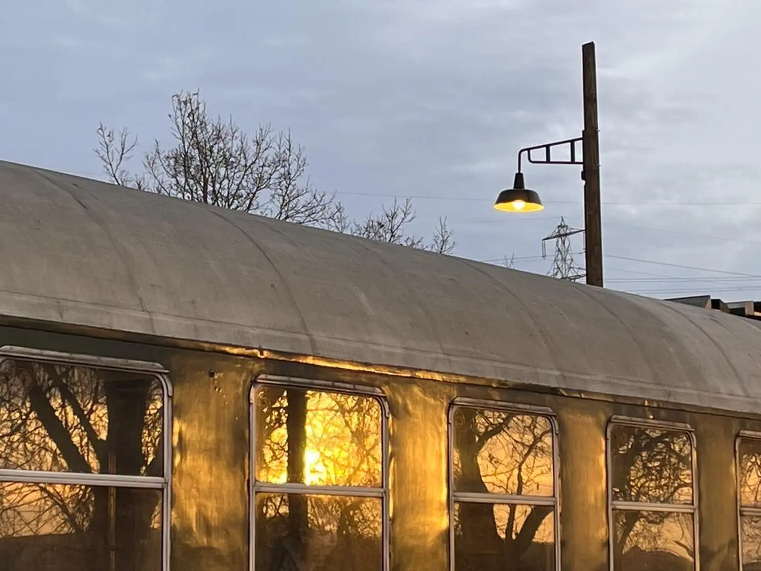 Last-Minute-Angebote, Ofertas de última hora, Last-minute deals 