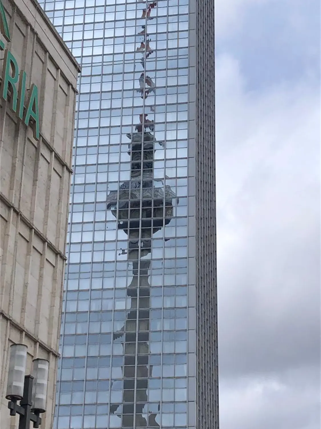 Hotels buchen, Reservar hoteles, Book hotels 