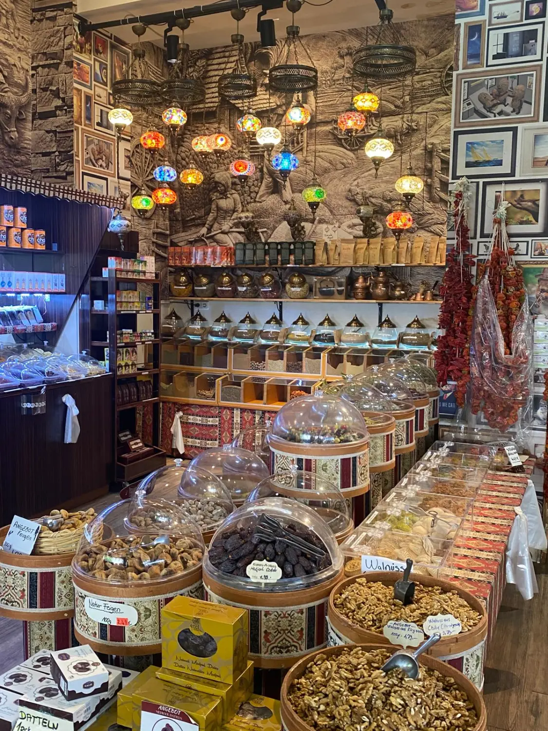 Last-Minute-Angebote, Ofertas de última hora, Last-minute deals 