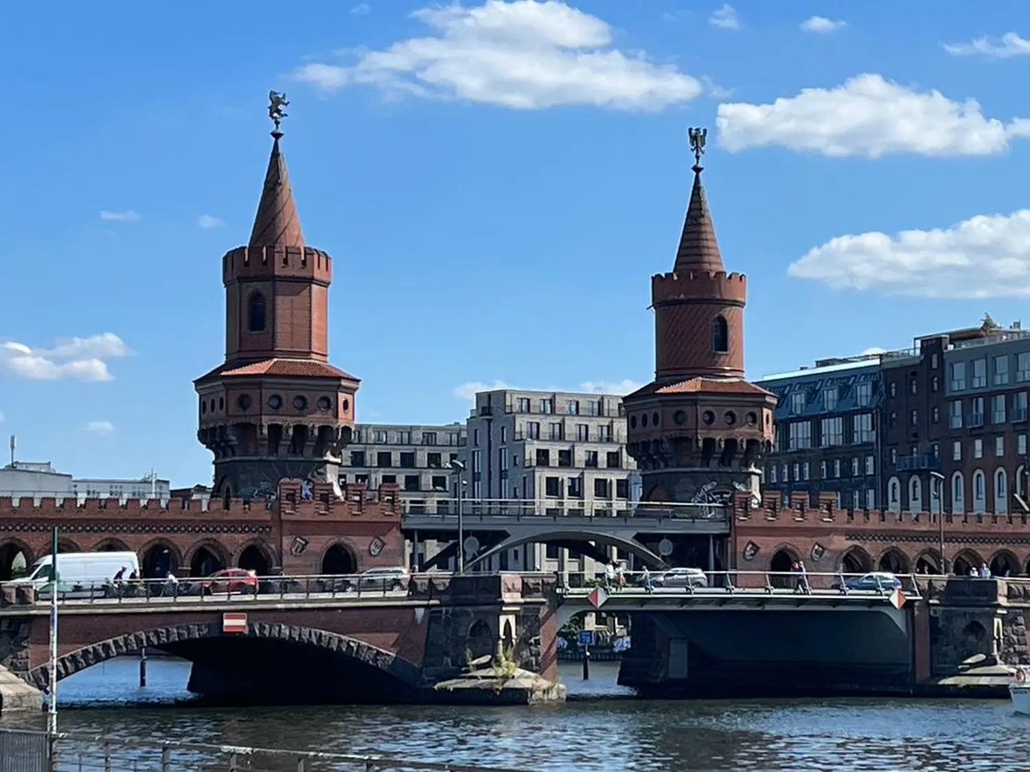 Individualisierte Reisen, Viajes personalizados, Custom travel 